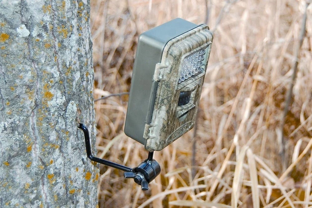 HME Easy-Aim Universal Trail Camera Holder ETCH - Hunting Accessories & Gear 3 HME Easy-Aim Universal Trail Camera Holder ETCH - Hunting Accessories & Gear - Image 3